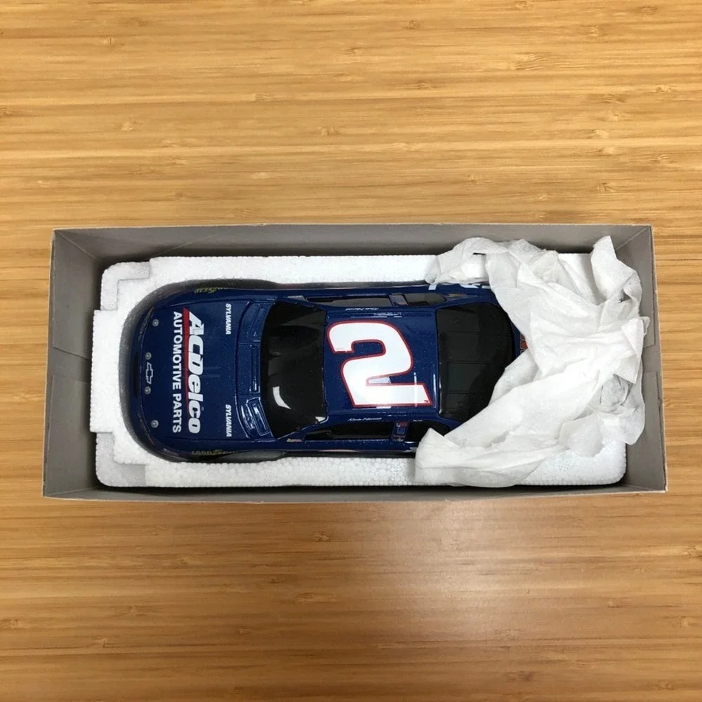 Action Kevin Harvick 1:24 Stock Car Blue 2001 Monte Carlo ACDelco #2